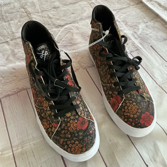 Vans Black and Red Sk8-Hi Sneakers - Picture 8 of 9